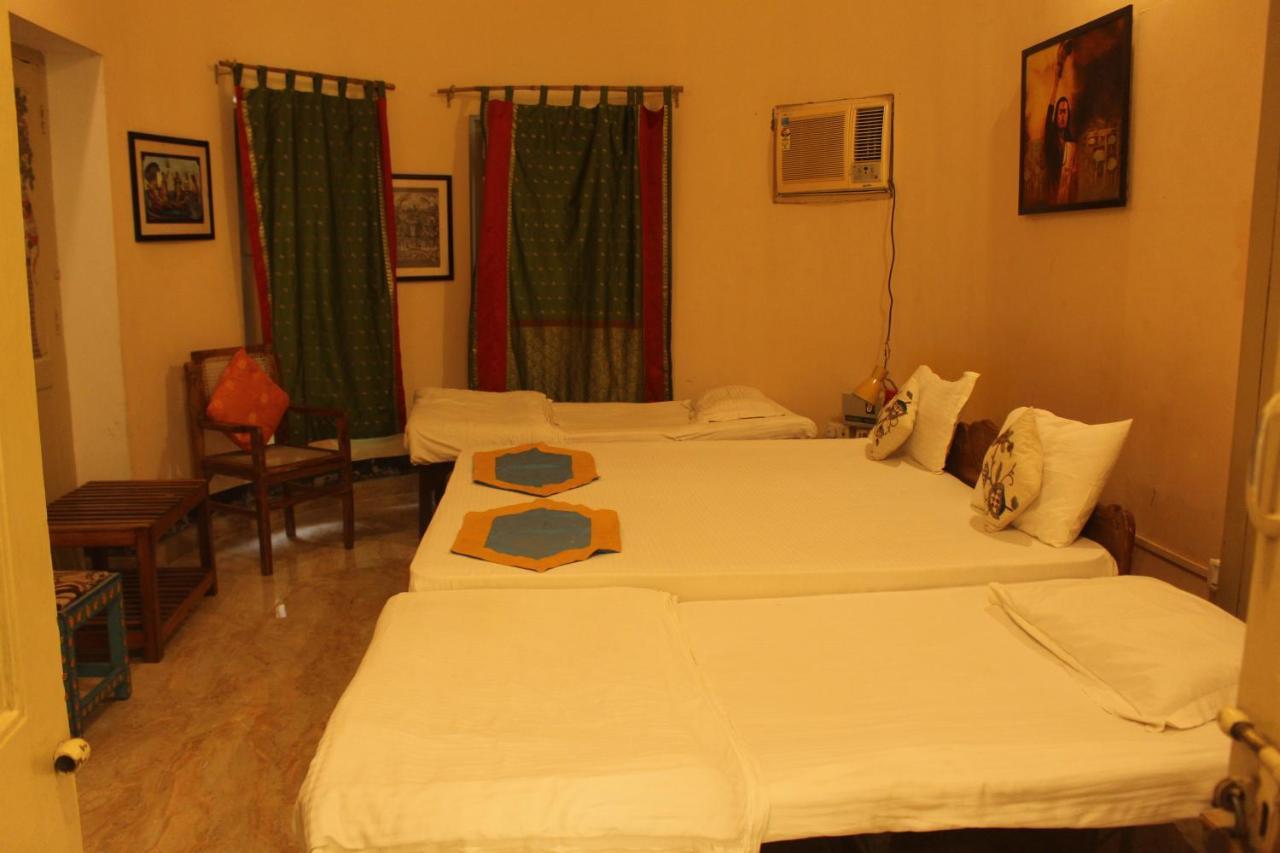 Cozy Inn فاراناسي المظهر الخارجي الصورة