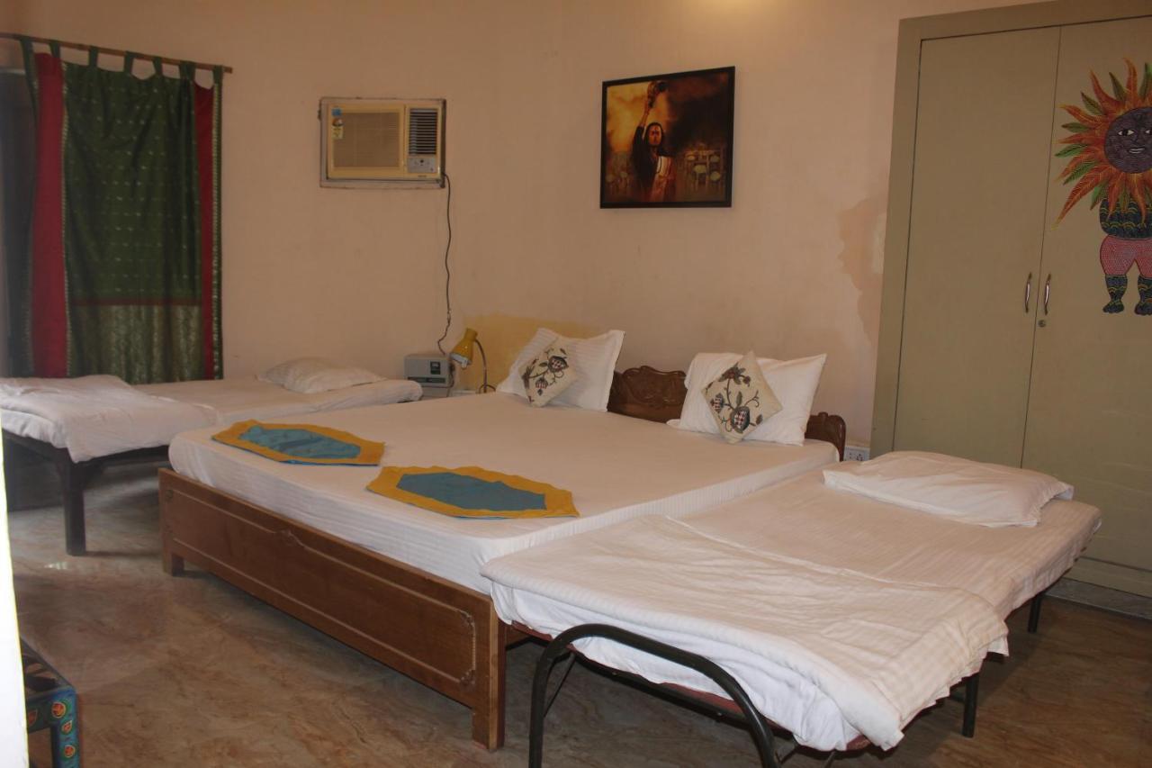 Cozy Inn فاراناسي المظهر الخارجي الصورة