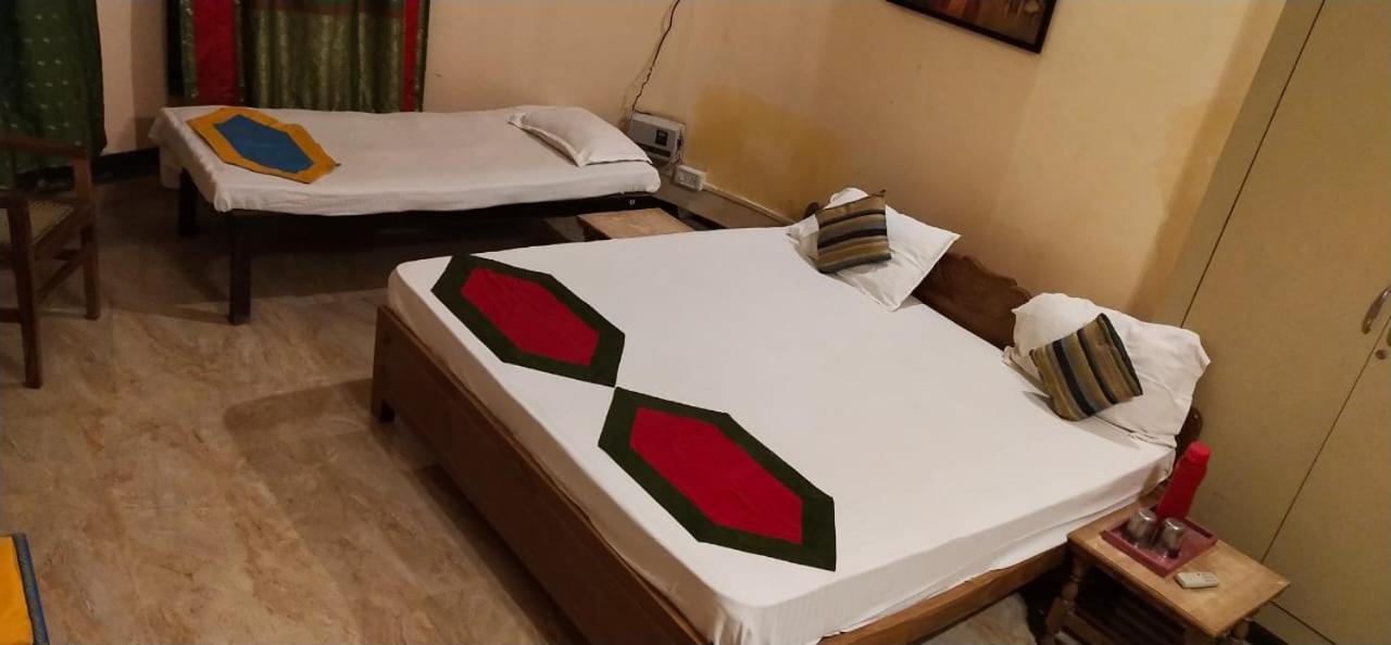Cozy Inn فاراناسي المظهر الخارجي الصورة