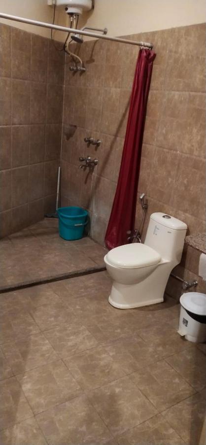 Cozy Inn فاراناسي المظهر الخارجي الصورة