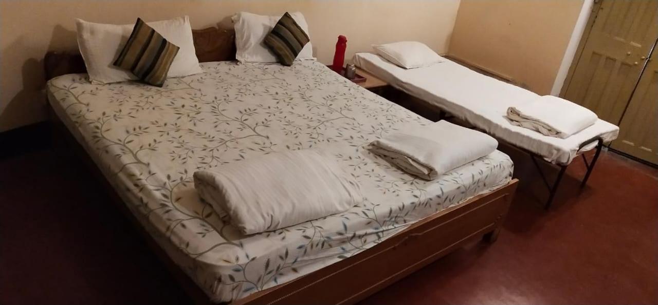 Cozy Inn فاراناسي المظهر الخارجي الصورة