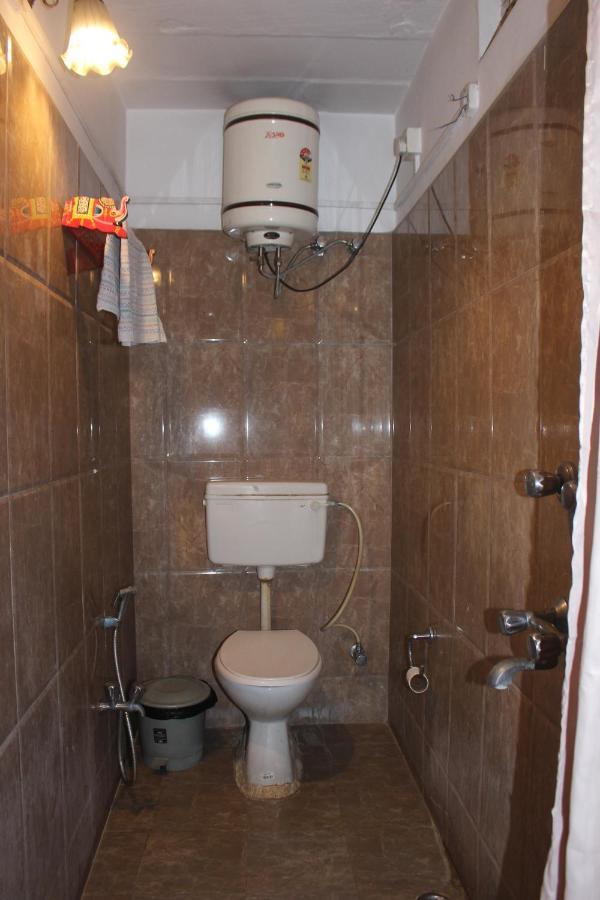 Cozy Inn فاراناسي المظهر الخارجي الصورة