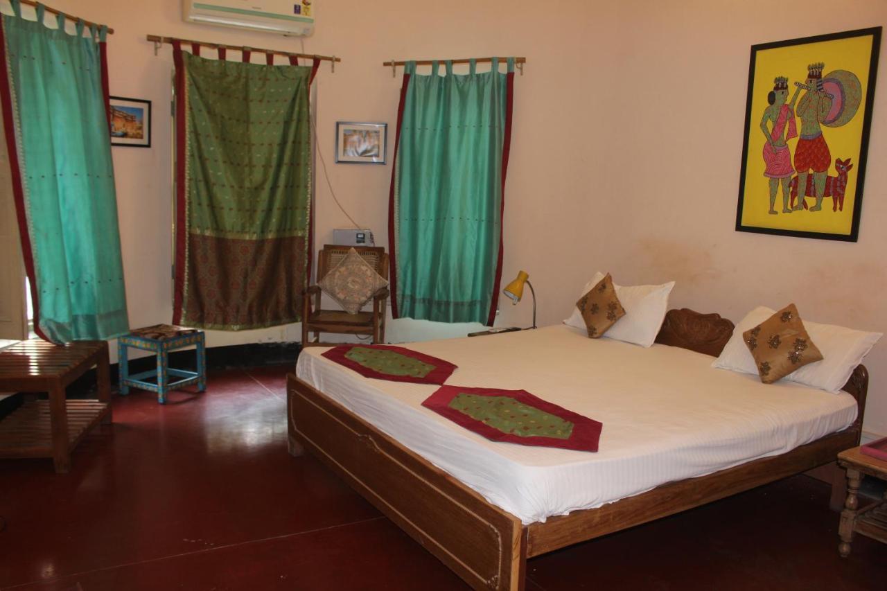 Cozy Inn فاراناسي المظهر الخارجي الصورة