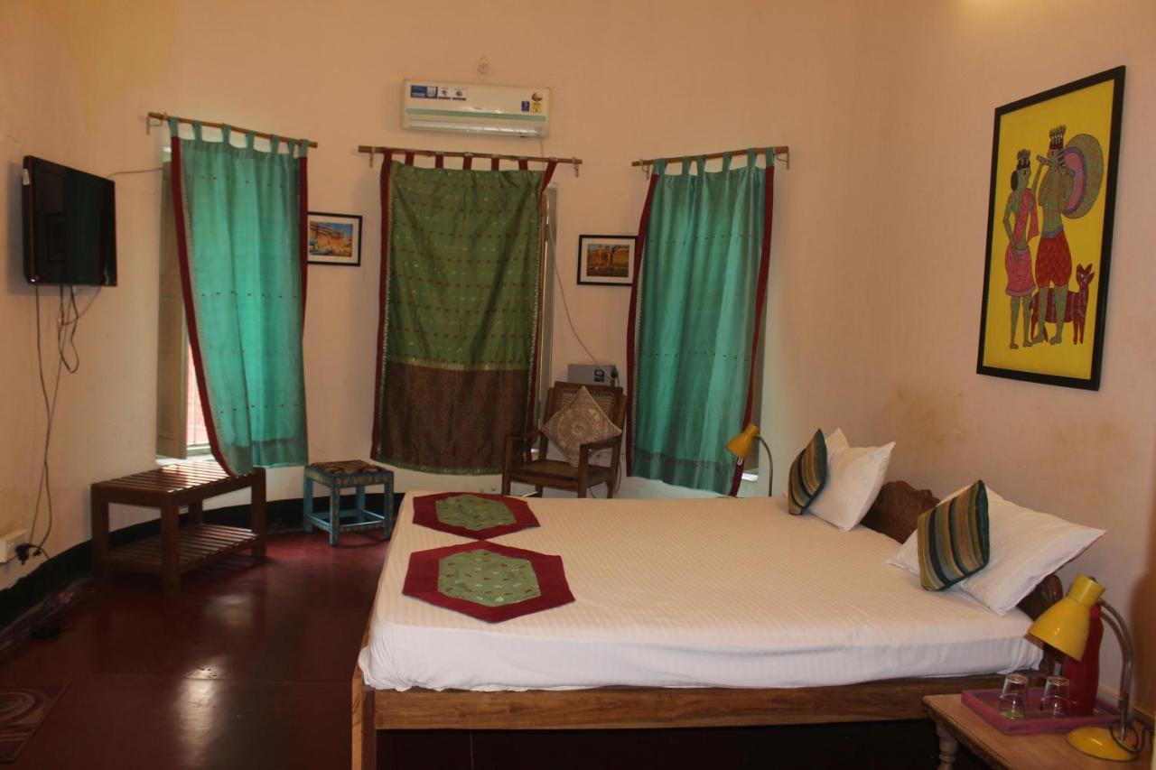 Cozy Inn فاراناسي المظهر الخارجي الصورة