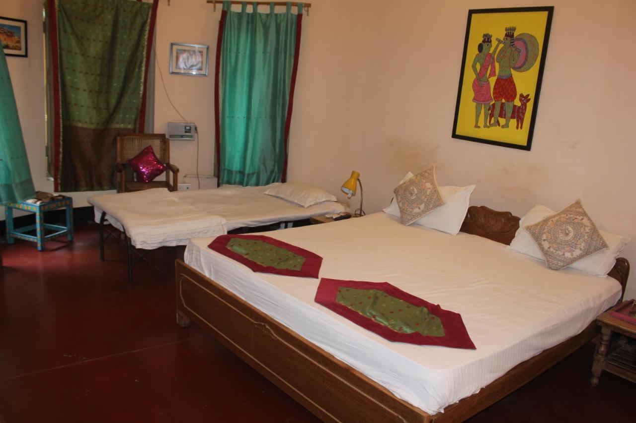 Cozy Inn فاراناسي المظهر الخارجي الصورة